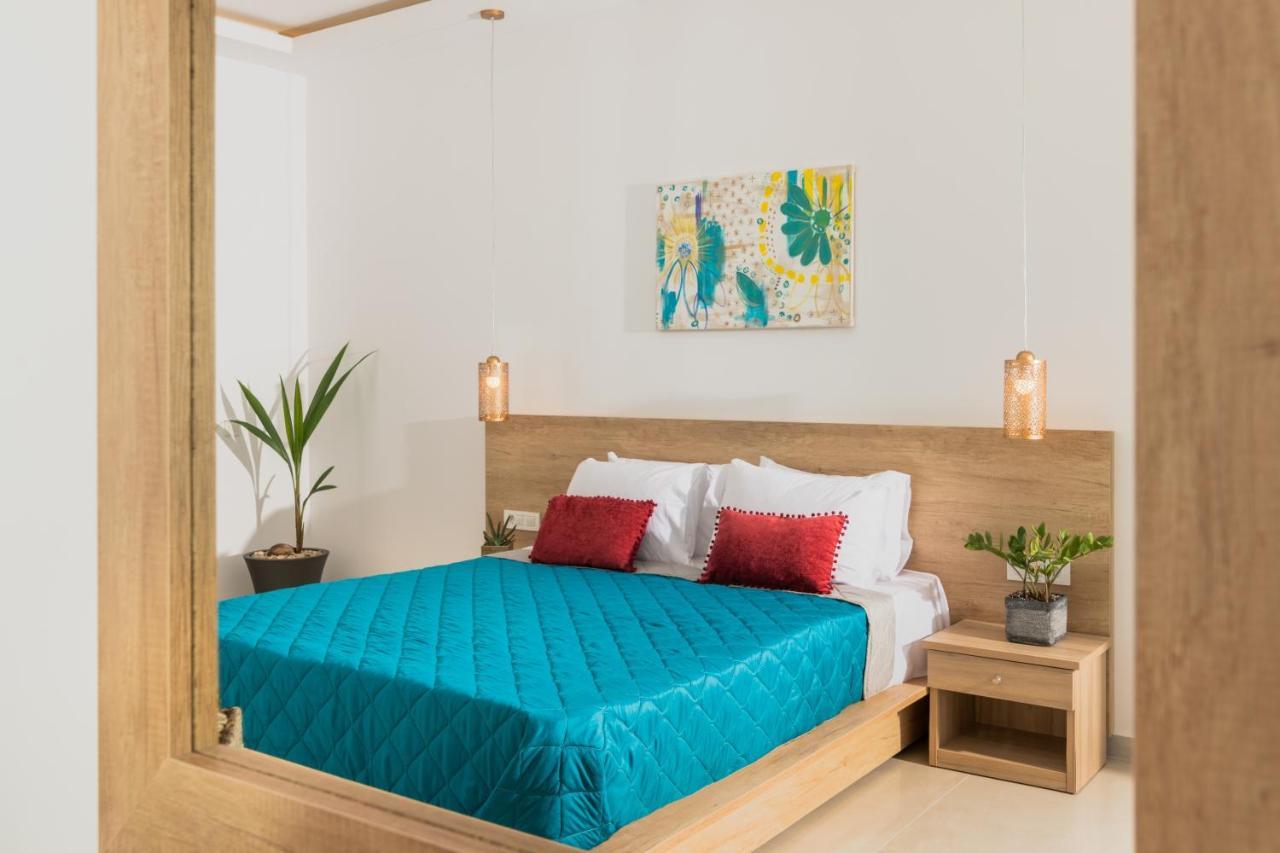Aphrodite Studios & Suites - 140M From The Beach, By Zantewize Alykes  Exteriér fotografie