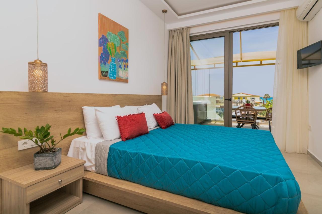 Aphrodite Studios & Suites - 140M From The Beach, By Zantewize Alykes  Exteriér fotografie