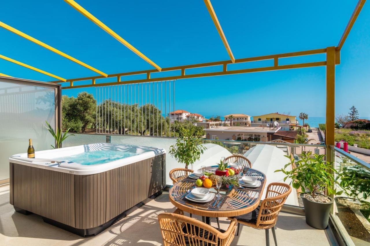 Aphrodite Studios & Suites - 140M From The Beach, By Zantewize Alykes  Exteriér fotografie