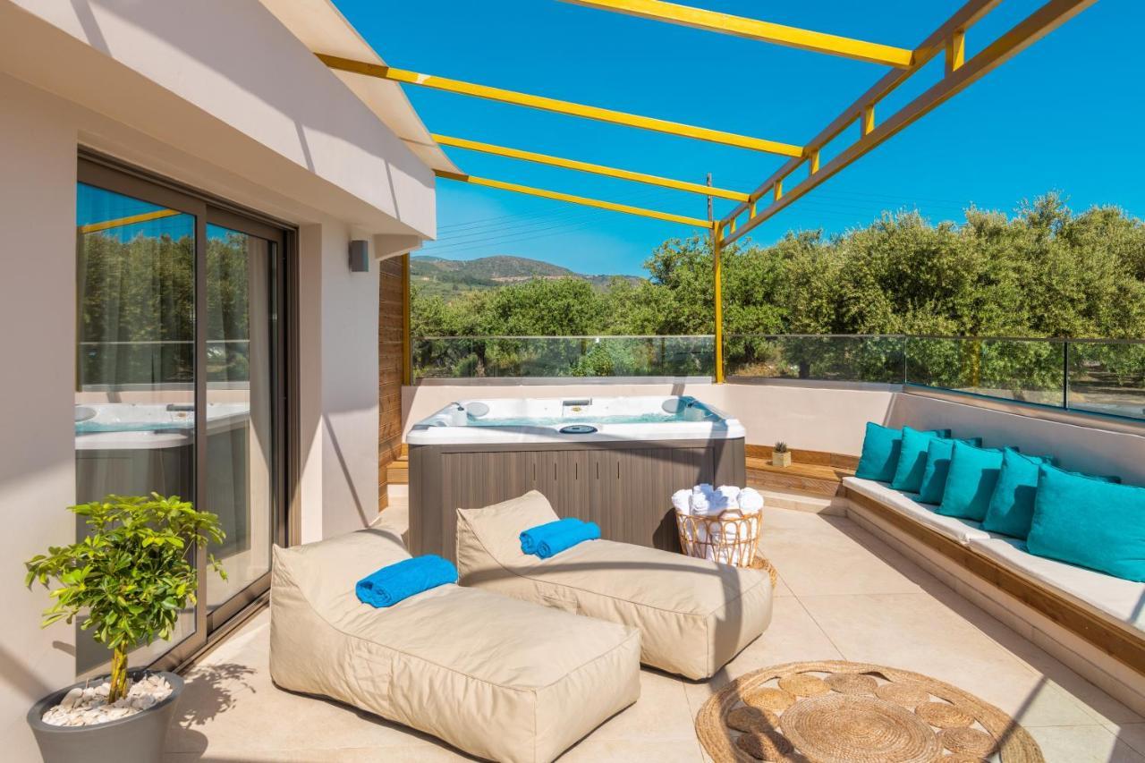 Aphrodite Studios & Suites - 140M From The Beach, By Zantewize Alykes  Exteriér fotografie